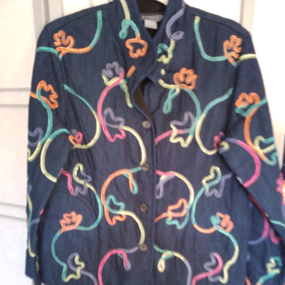 Colorful jacket - Picture 2 of 3